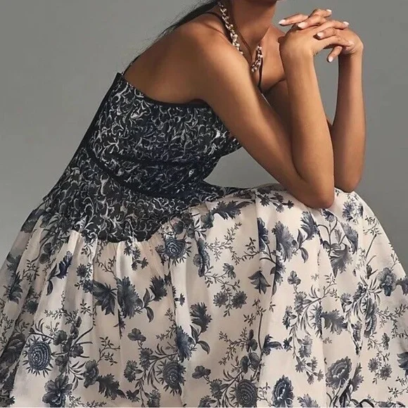 *By Anthropologie V-Neck Halter Dress - Picture 4 of 5